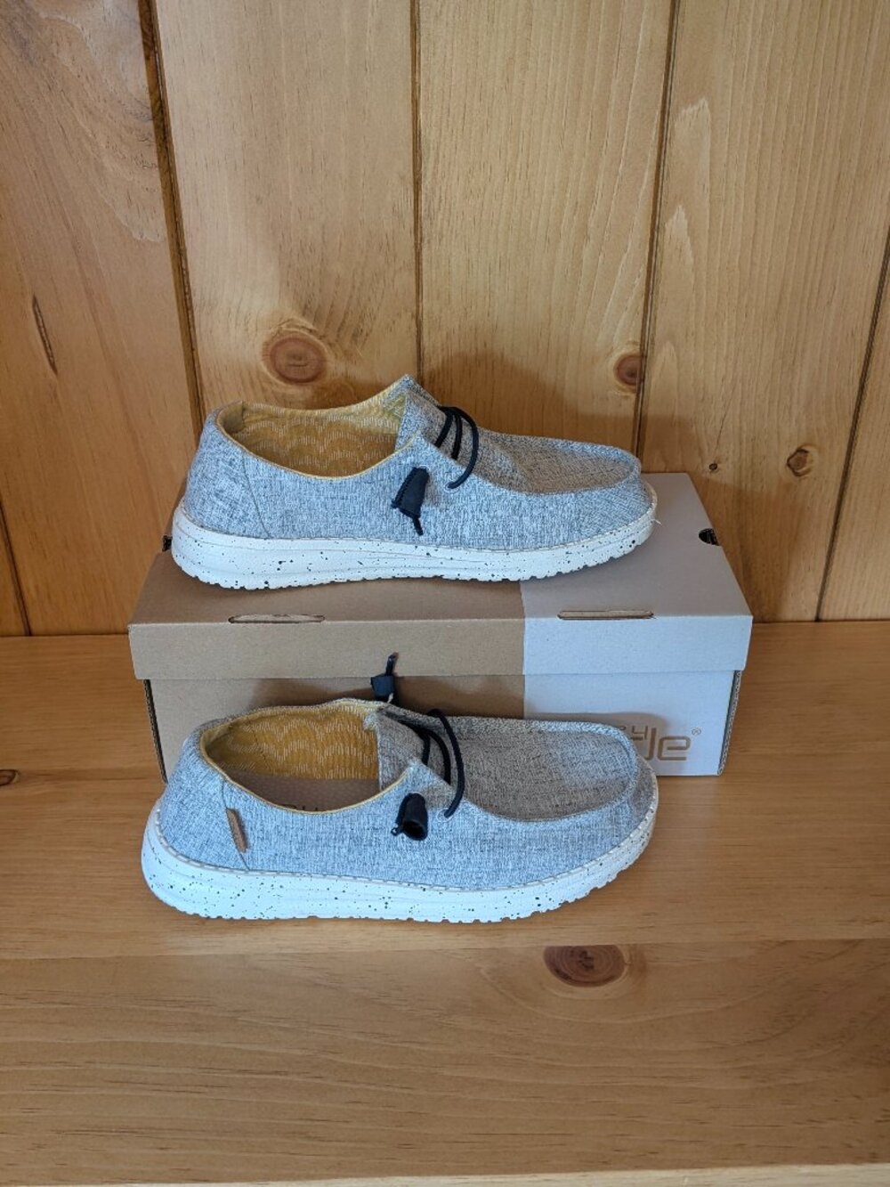 Hey Dude Wendy Chambray White Light Blue, Women's 7